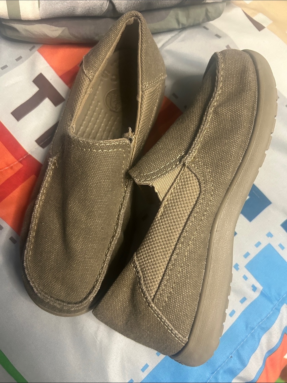 Crocs  Santa Cruz Casual Slip-On Canvas Shoes in Tan